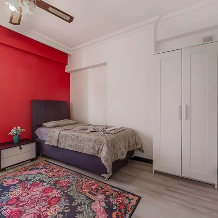 Melissas Lara Apartment