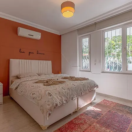 דירה Melissas Lara אנטליה