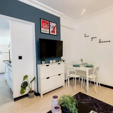 Melissas Lara Lägenhet *